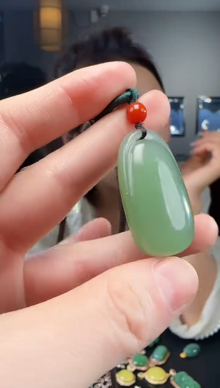 【闪购商品】和田玉吊坠(不含链)未镶嵌1