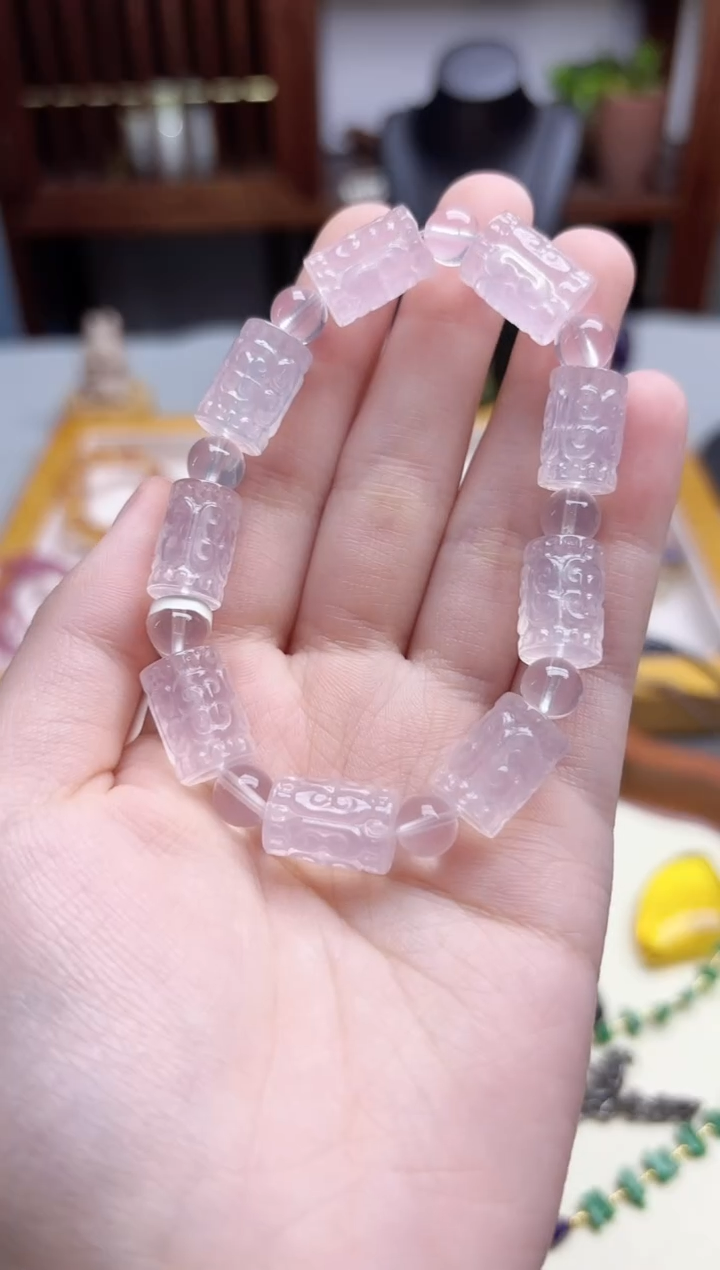 未镶嵌车挂水晶粉水晶雕花桶珠手串ZD
