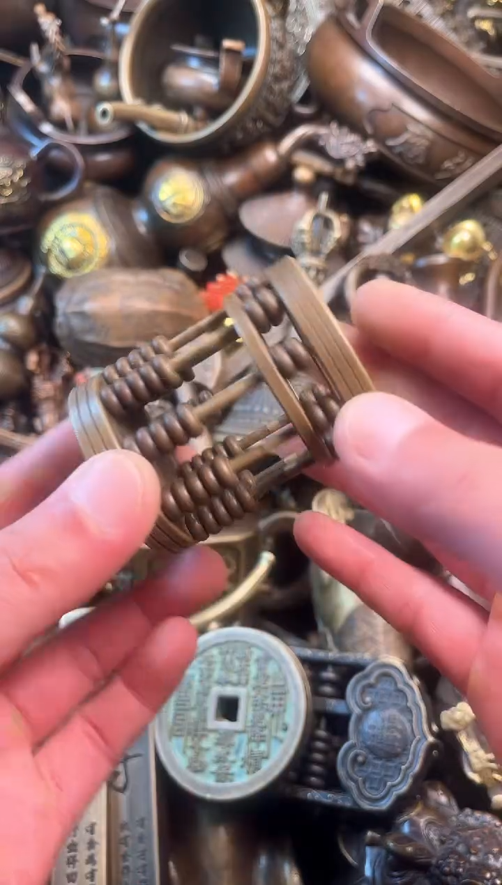 精美铜器点击下单