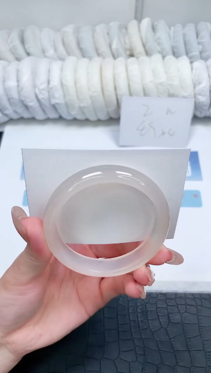 【闪购商品】石英质玉未镶嵌手镯N300-56.5