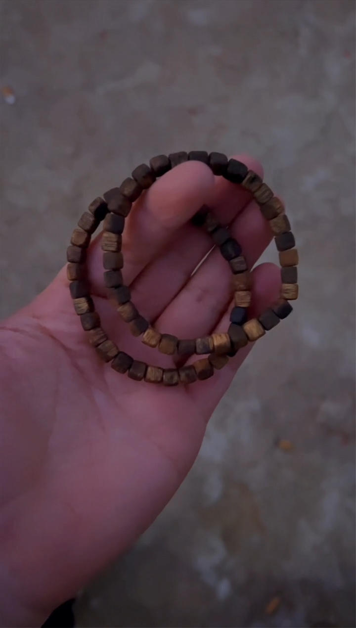 【闪购商品】沉香手串海南绿棋0.6方糖珠多样性发一条