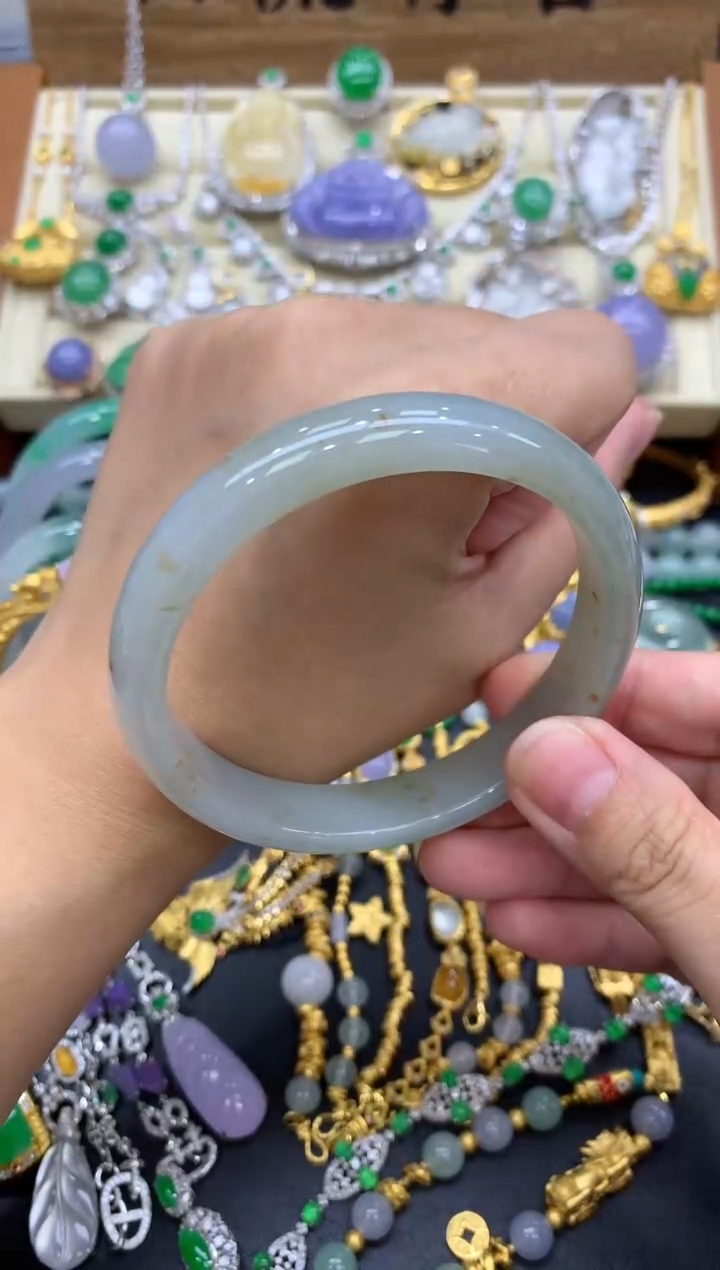 翡翠手镯未镶嵌268-中国好珍宝