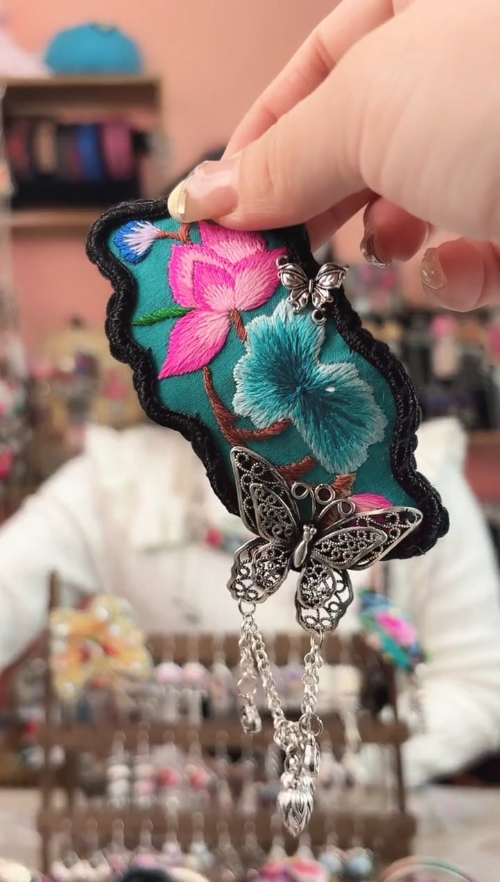 织绣艺枝独绣手工饰品38