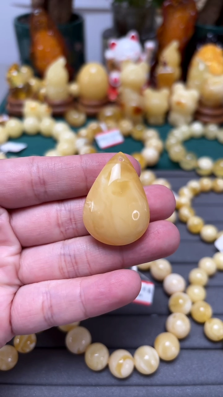 手串琥珀未镶嵌p2精品蜜蜡吊坠 7.13克