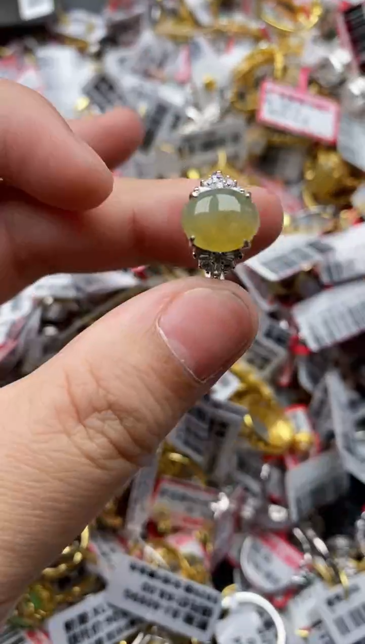 【闪购商品】翡翠戒指银S925镶嵌4444*---2