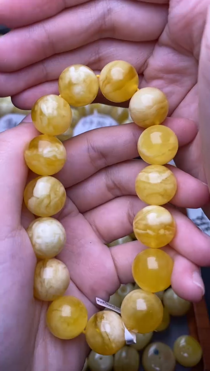 未镶嵌琥珀裸石大小姐珠宝73