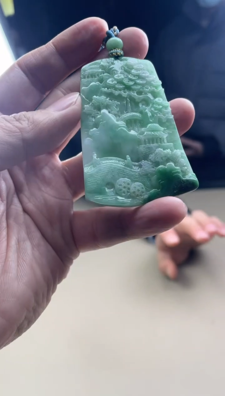 【闪购商品】定制翡翠未镶嵌      4099