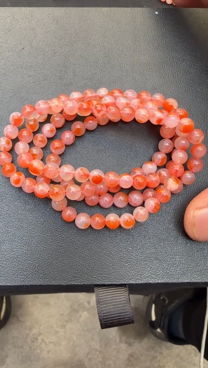 【闪购商品】南红玛瑙手串未镶嵌锦鲤冰飘多圈H858