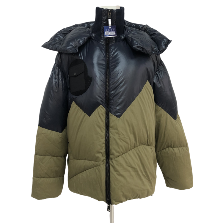 衣服/MONCLER/95新/C14863510599/[251112LT00ER]