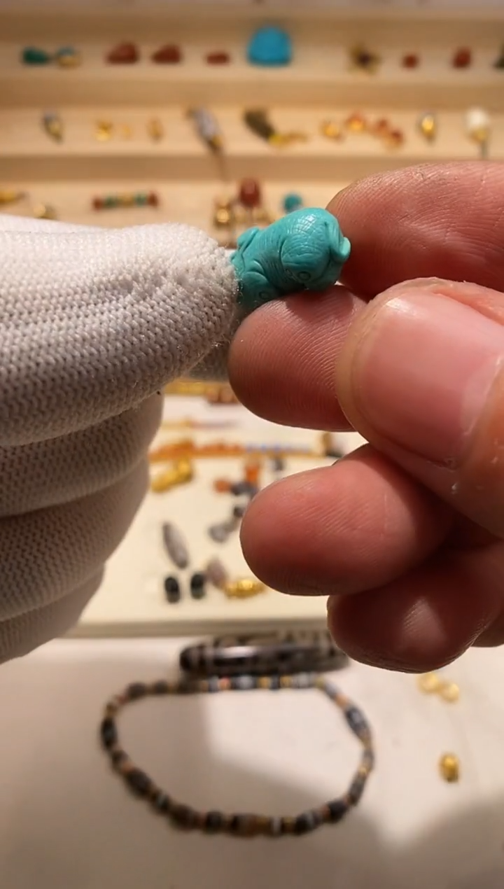 【闪购商品】绿松石小猪未镶嵌精品文玩配饰绿松