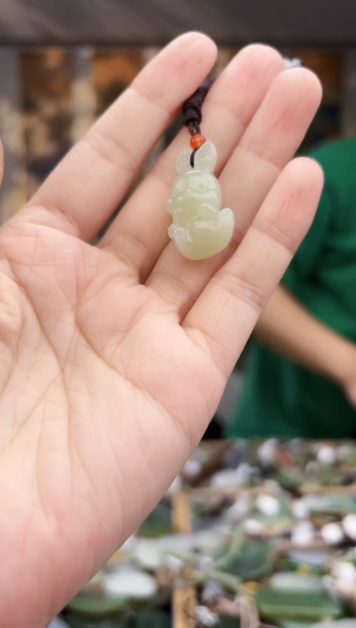 未镶嵌和田玉挂件拍一发一