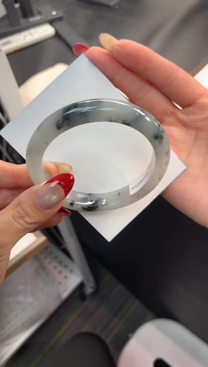 【闪购商品】翡翠手镯未镶嵌