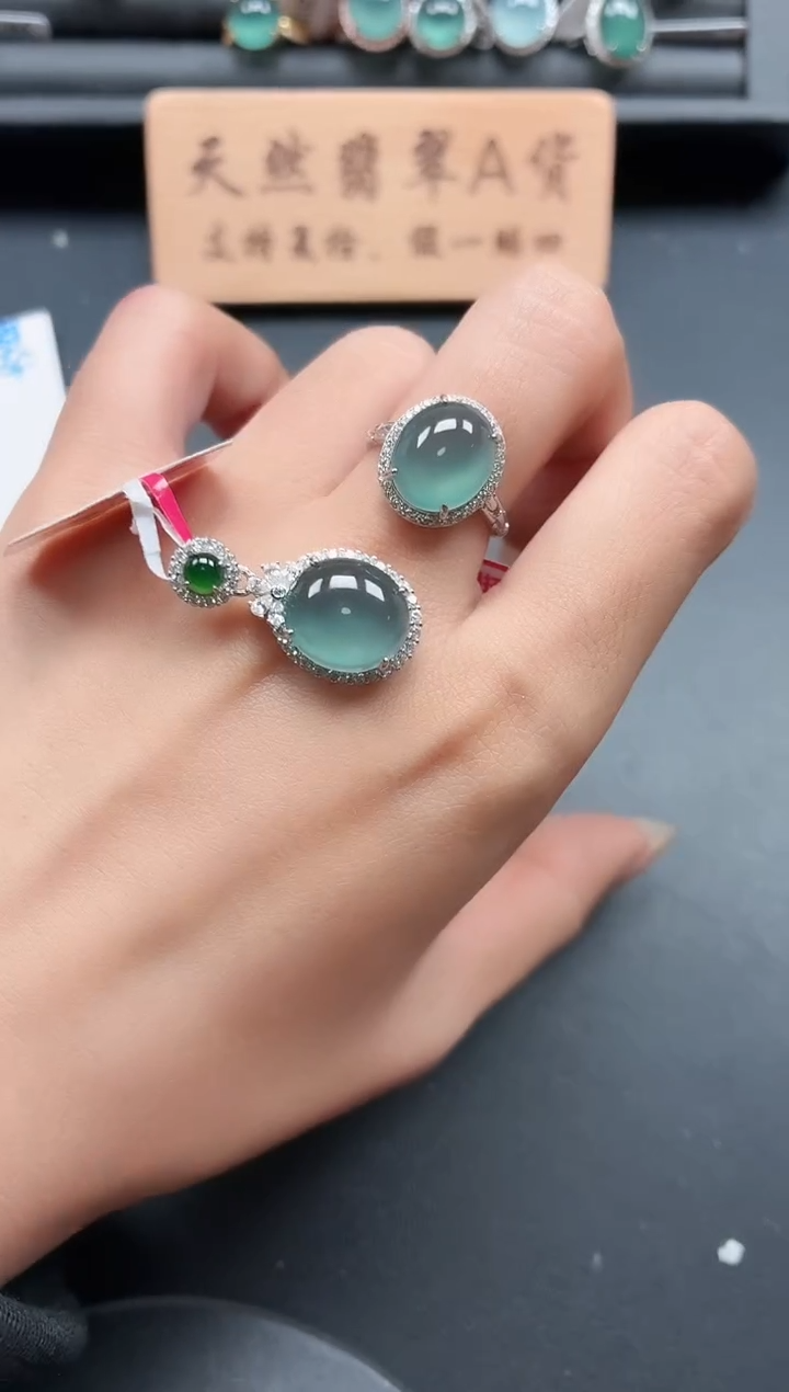 银S925镶嵌戒指翡翠1111