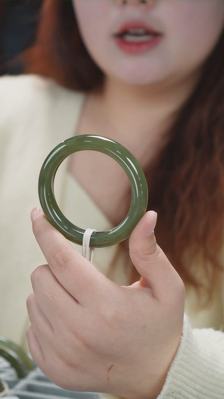 【闪购商品】和田玉手镯未镶嵌天然和田玉手镯拍一发一