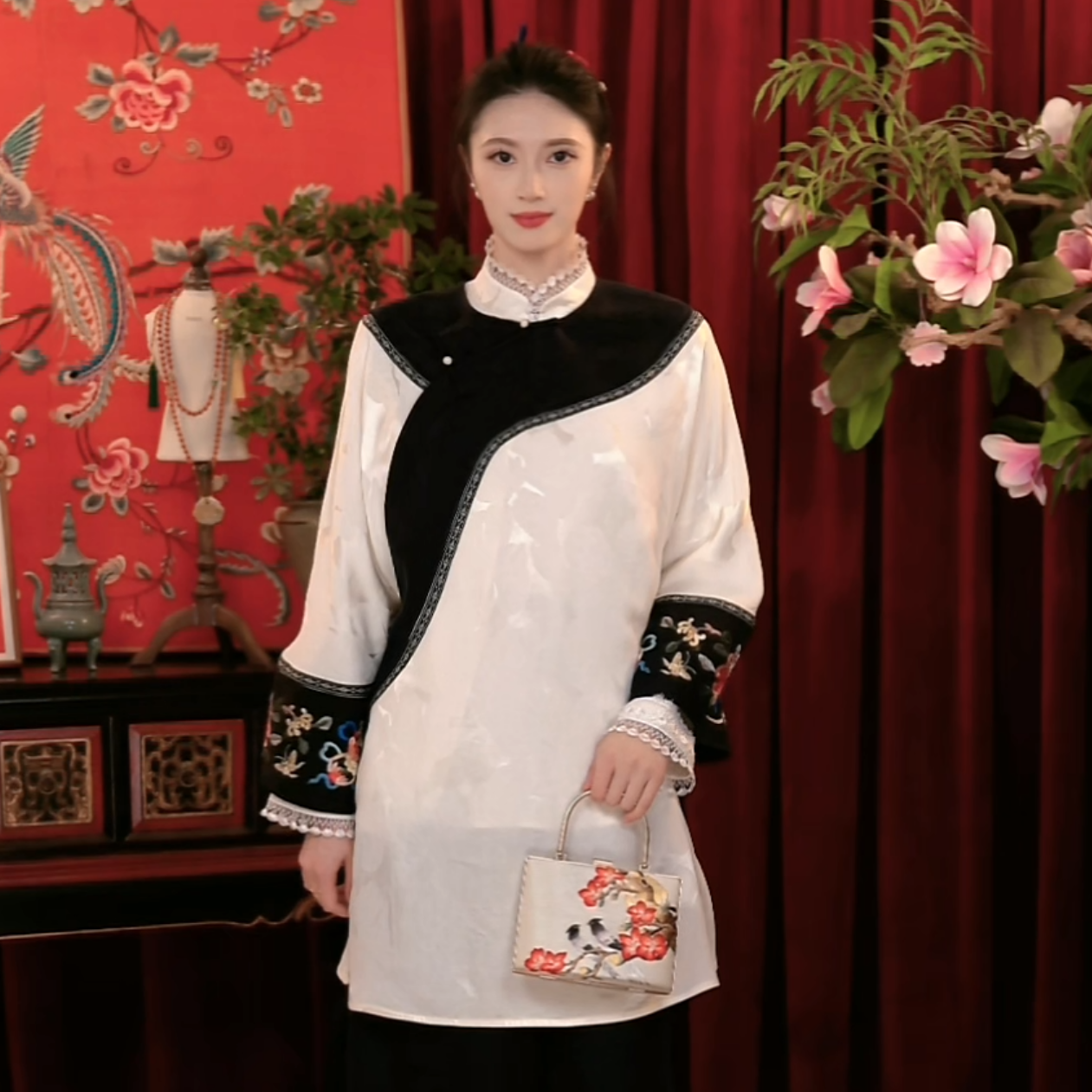 【煜秀堂】“浮生若梦”传统中式香云纱重工刺绣套装太太服