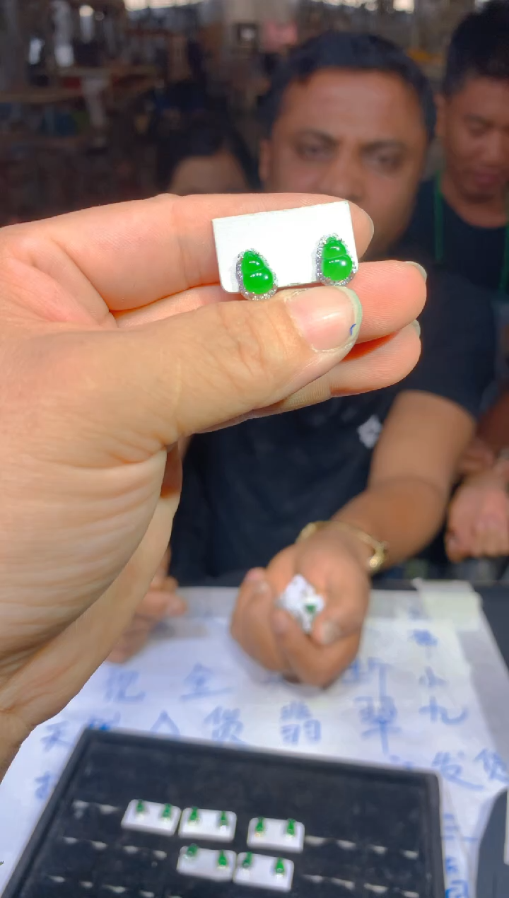 定制翡翠未镶嵌78定制翡翠多样性发货（发其一）