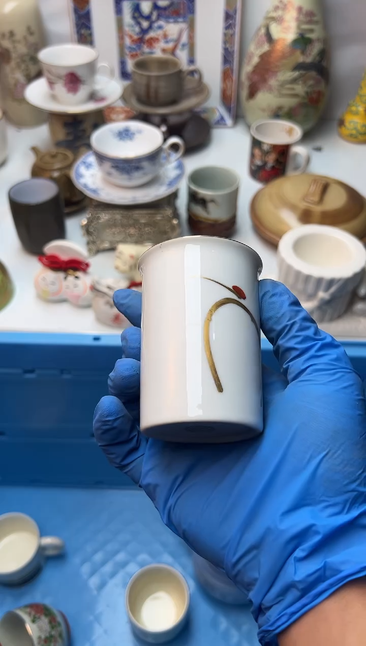 盖碗陈****爱全场满18包邮 新疆西藏不包邮