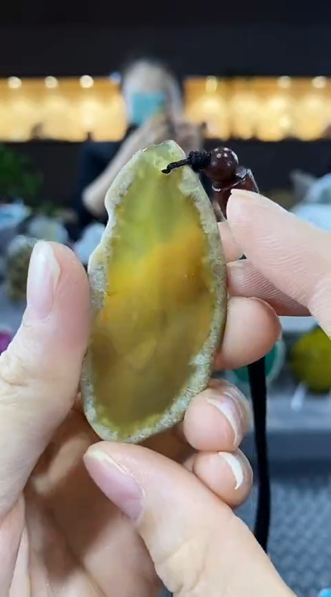 未镶嵌颈饰玛瑙/玉髓云***丽玛瑙