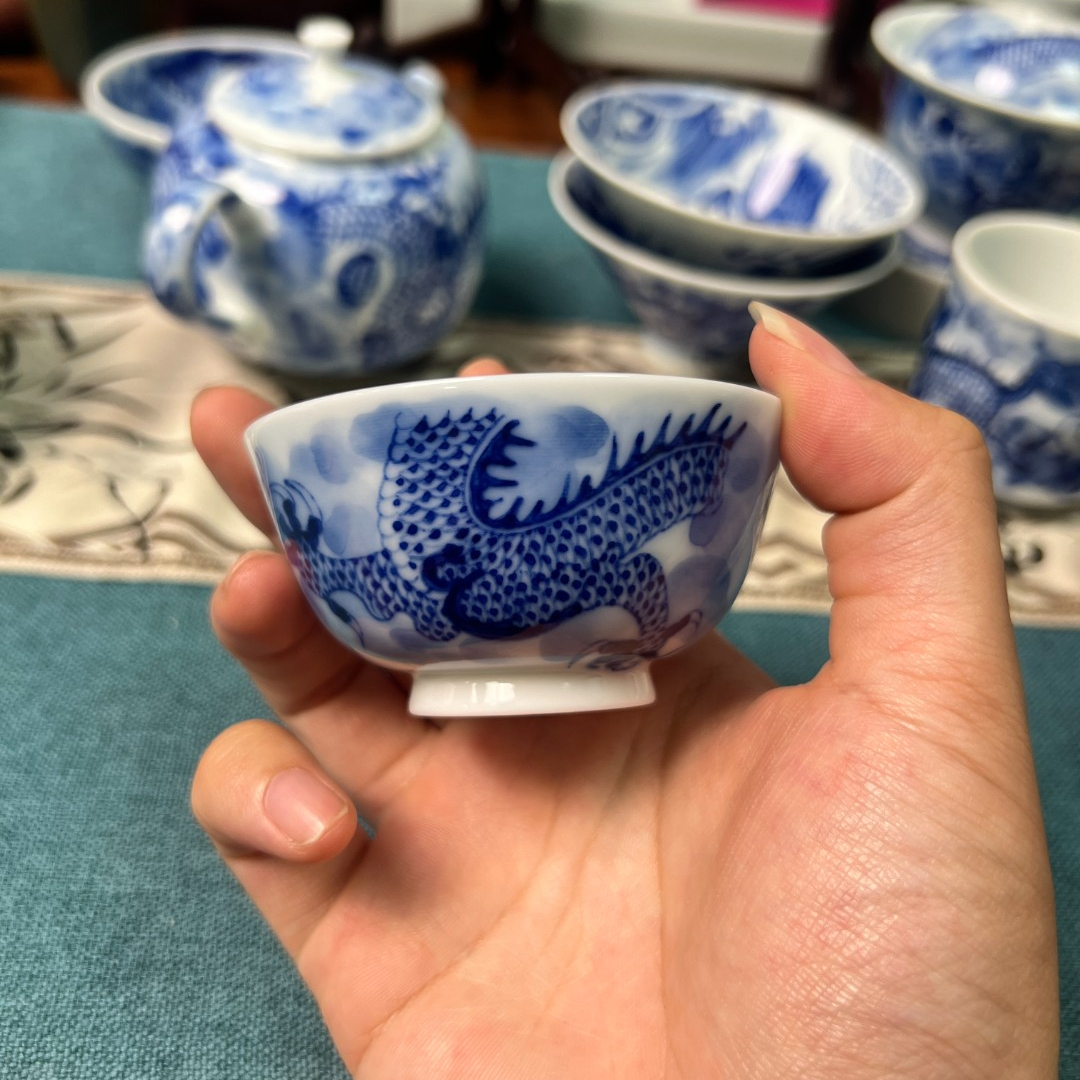 手工手绘青花瓷茶杯-龙