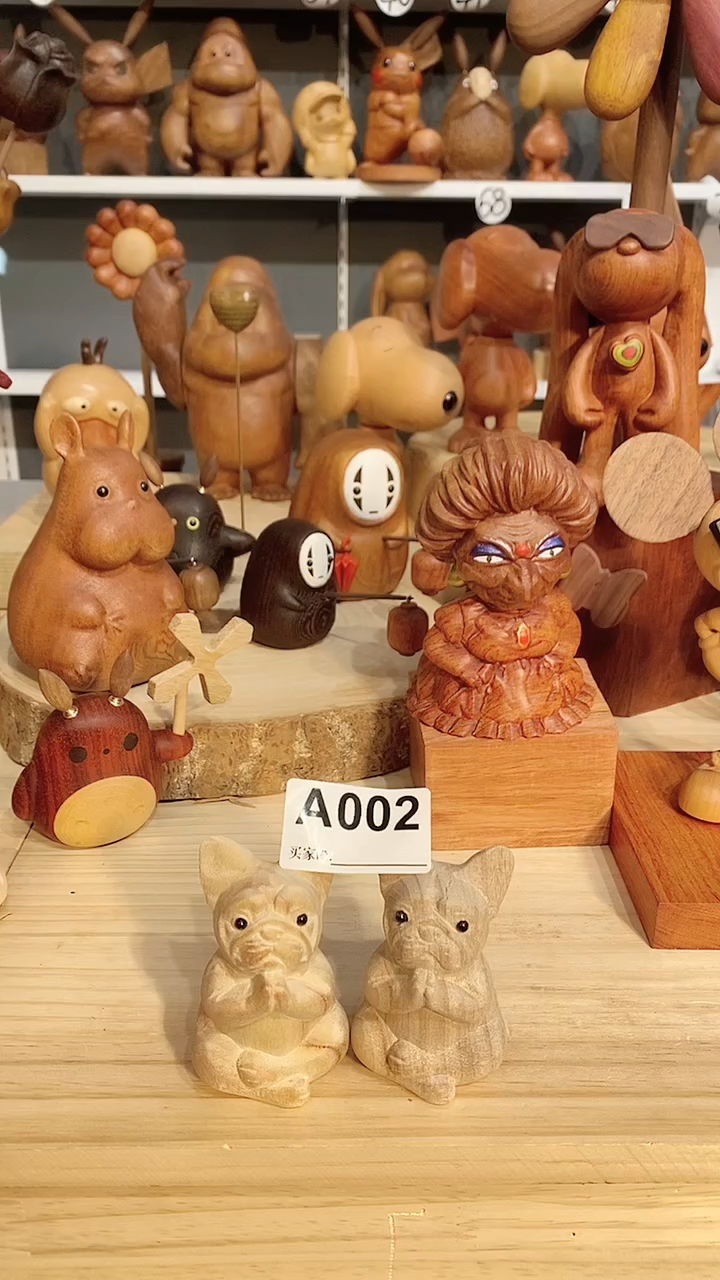 【闪购商品】木木雕摆件可爱卡通