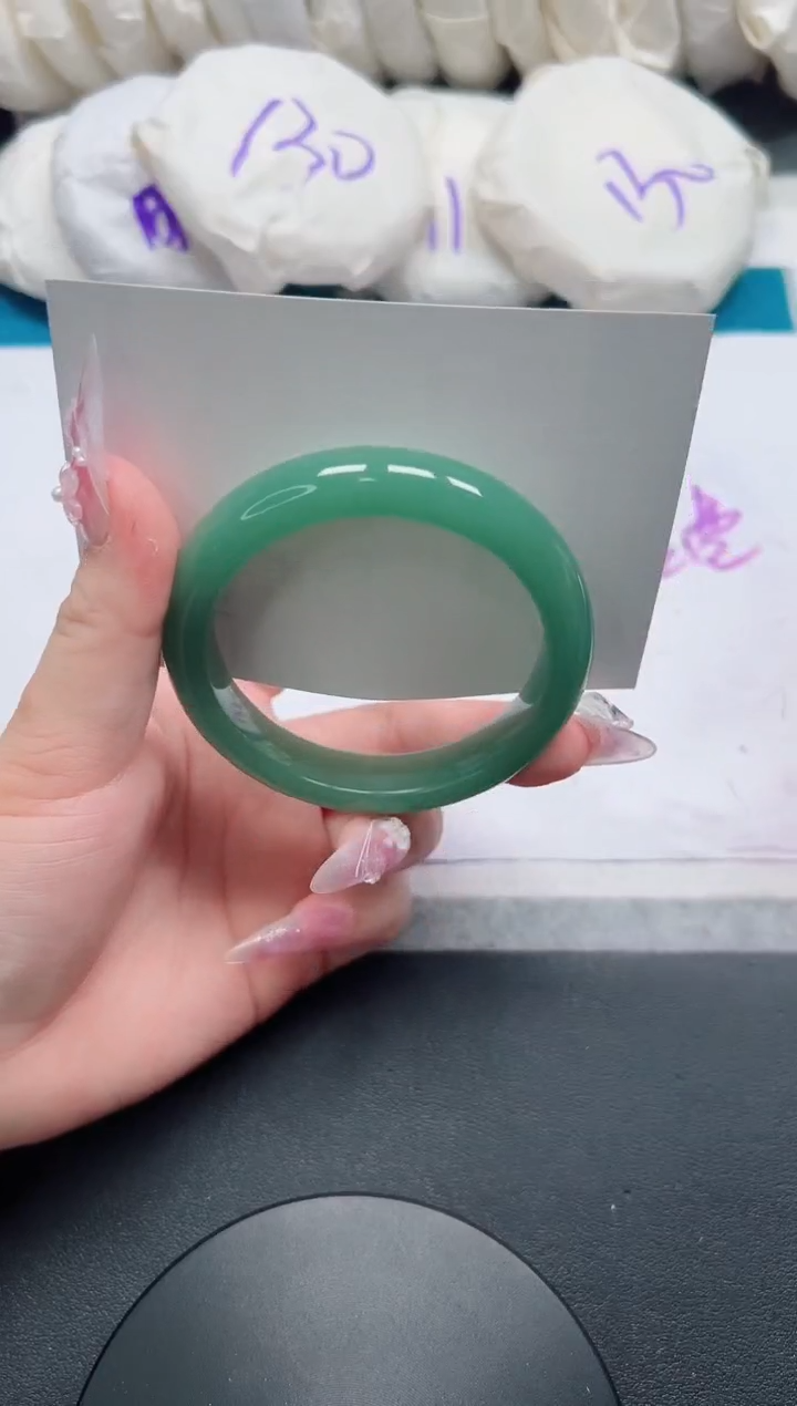 石英质玉手镯未镶嵌149-56.7