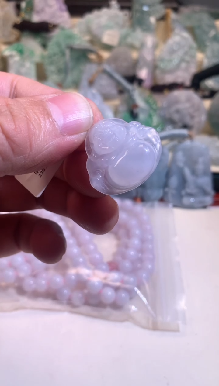 【闪购商品】翡翠颈饰未镶嵌01/23/212