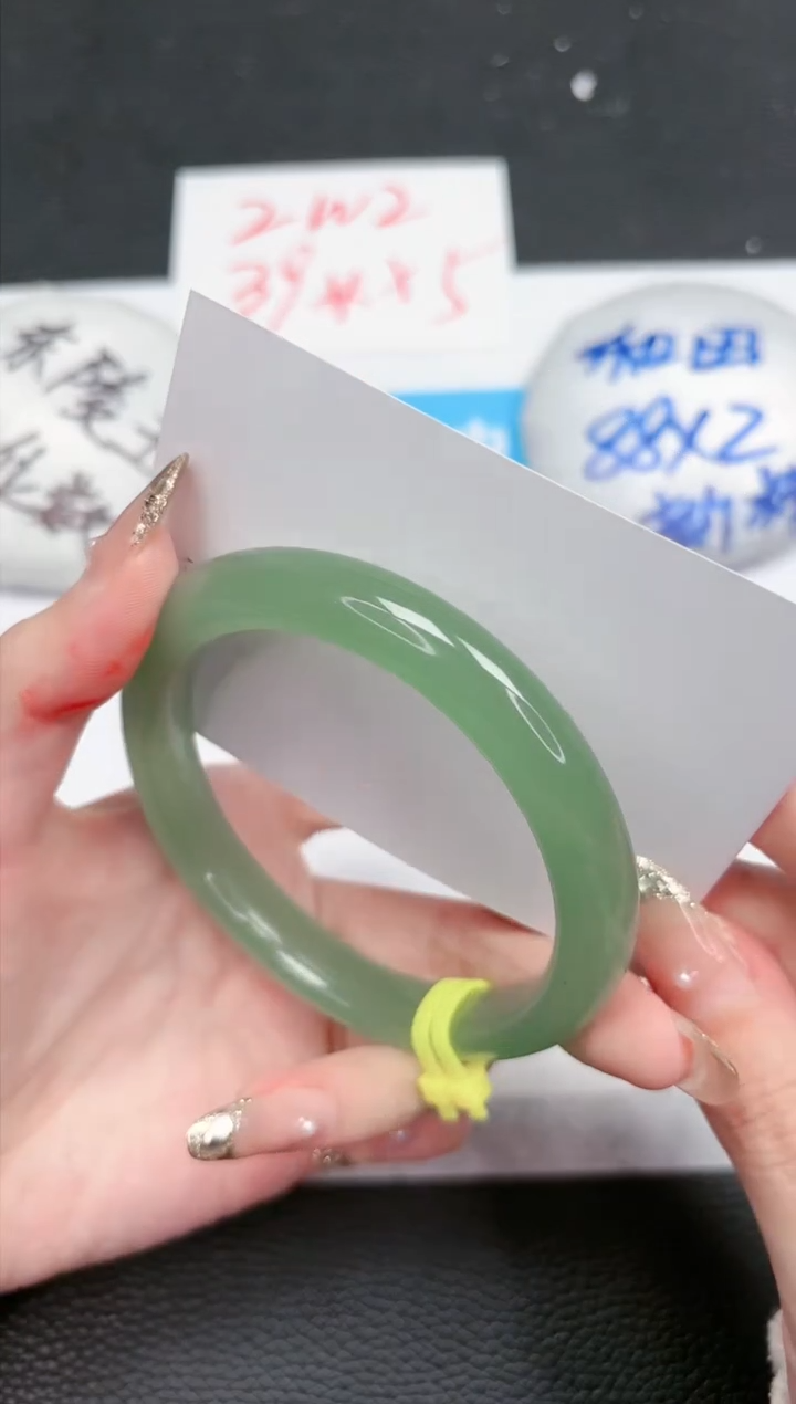 【闪购商品】石英质玉手镯未镶嵌466-62