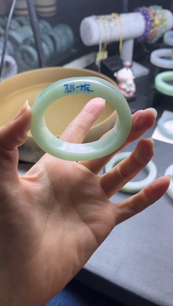 未镶嵌手镯定制翡翠翡翠手镯单样发一件