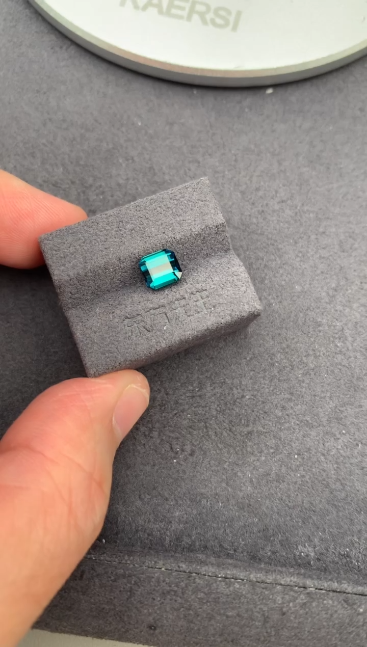 未镶嵌珠宝半成品碧玺1.3ct蓝碧玺  定制  BE