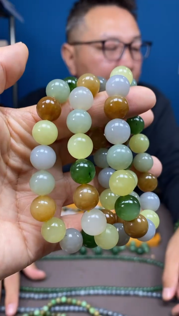 未镶嵌手链和田玉颜色多样性发货拍一发一