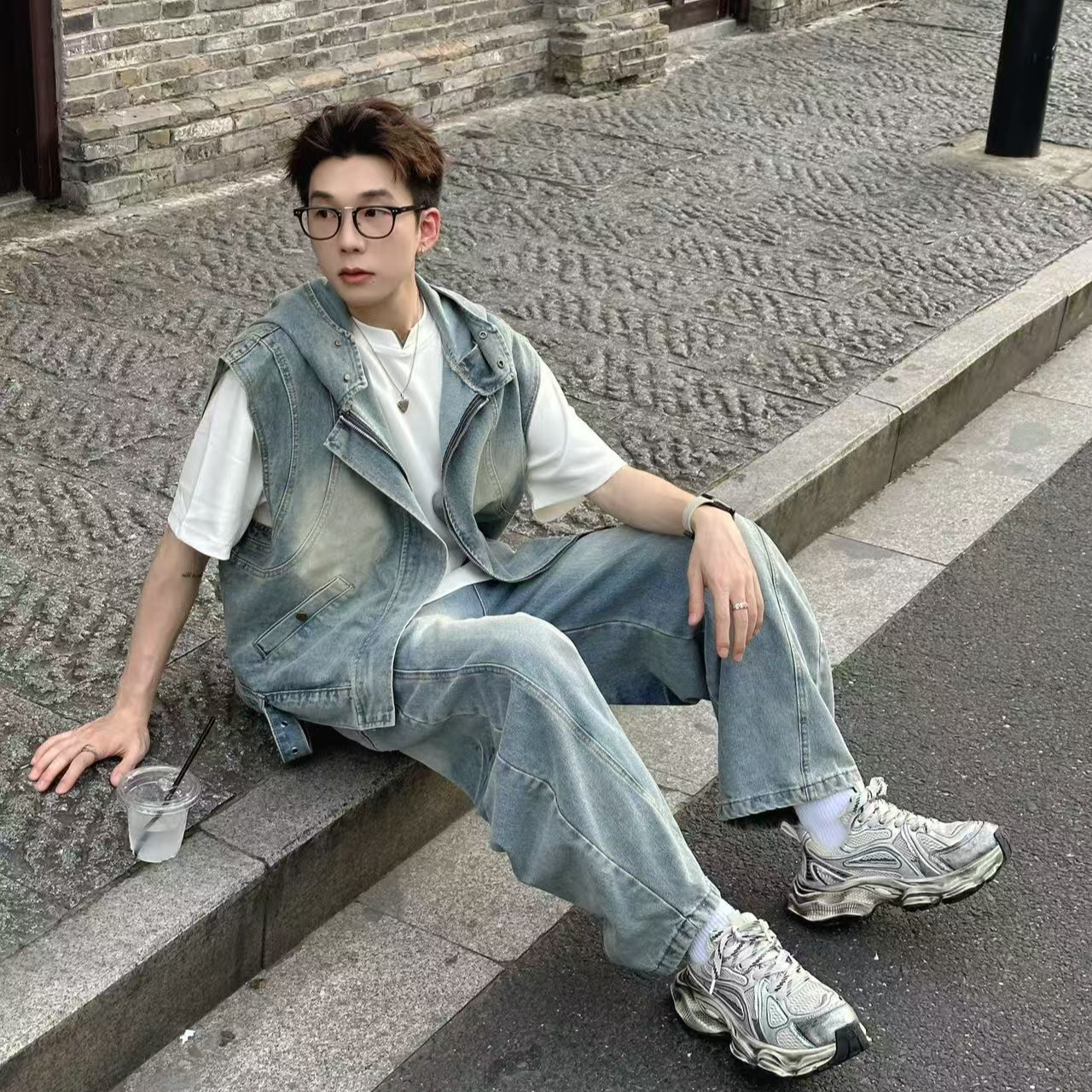 2025新款小众设计款时尚显瘦百搭男痞帅高街美式复古马甲牛仔套装