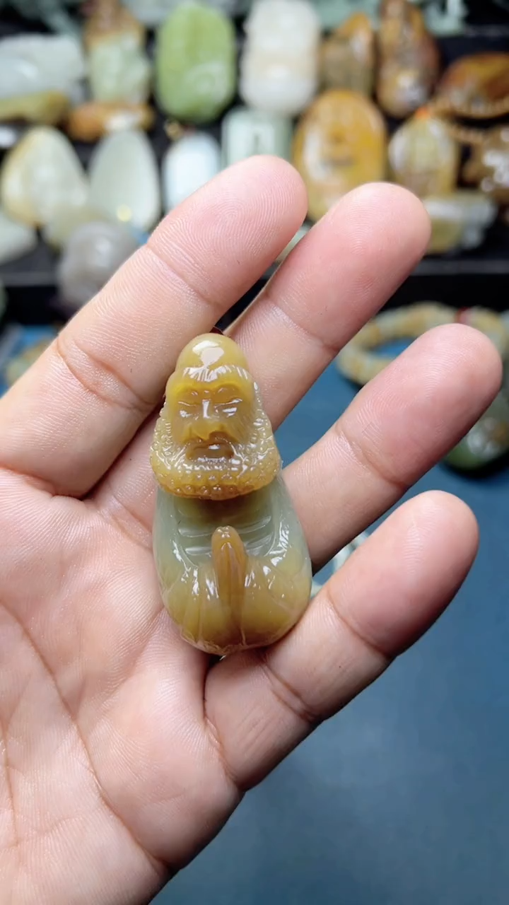 未镶嵌和田玉挂件-