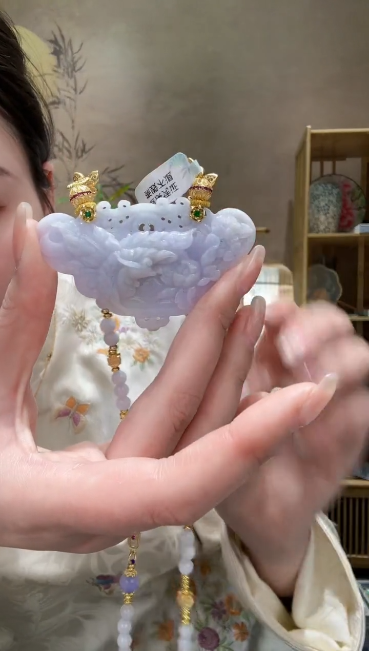 【闪购商品】翡翠颈饰未镶嵌吊坠