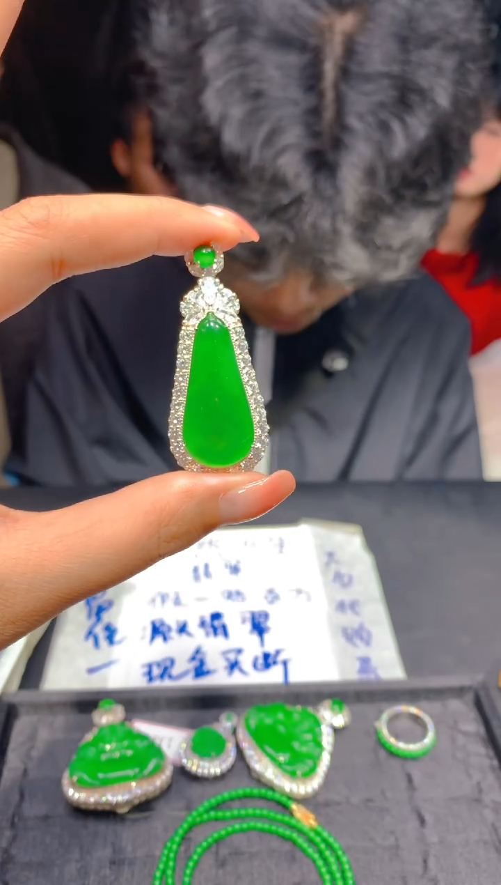 【闪购商品】定制翡翠未镶嵌92多样性发货（发其一）