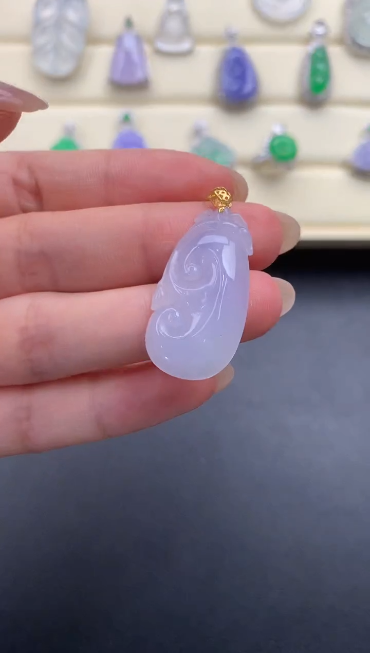 【闪购商品】翡翠颈饰18K金镶嵌Q148      