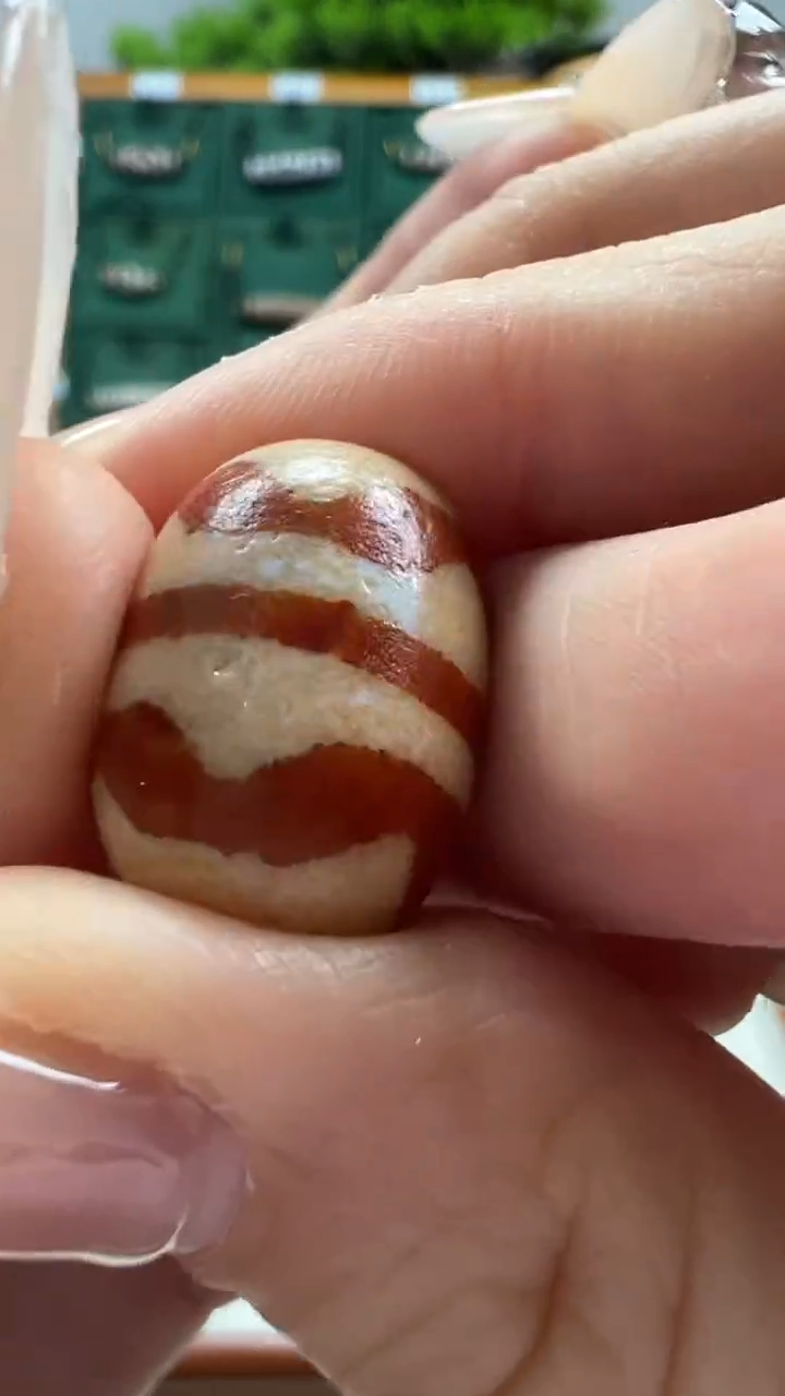 玛瑙/玉髓（覆膜）颈饰未镶嵌29微瑕随机发货