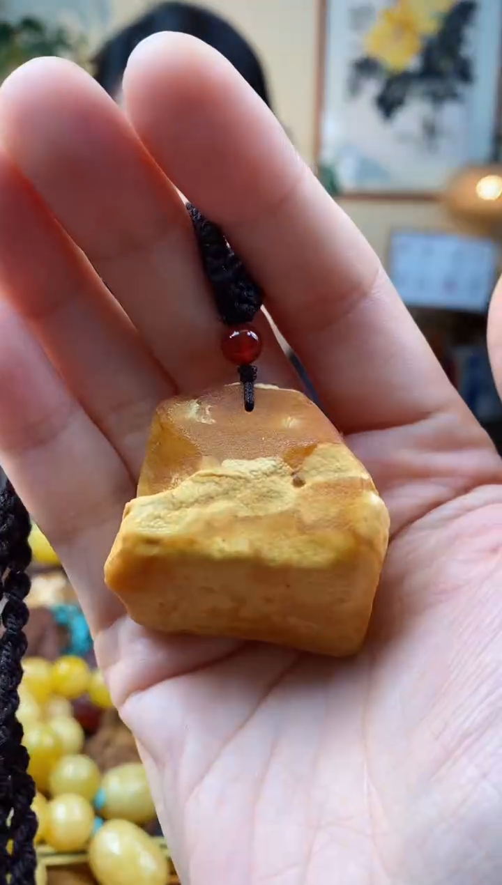 【闪购商品】琥珀颈饰未镶嵌吊坠