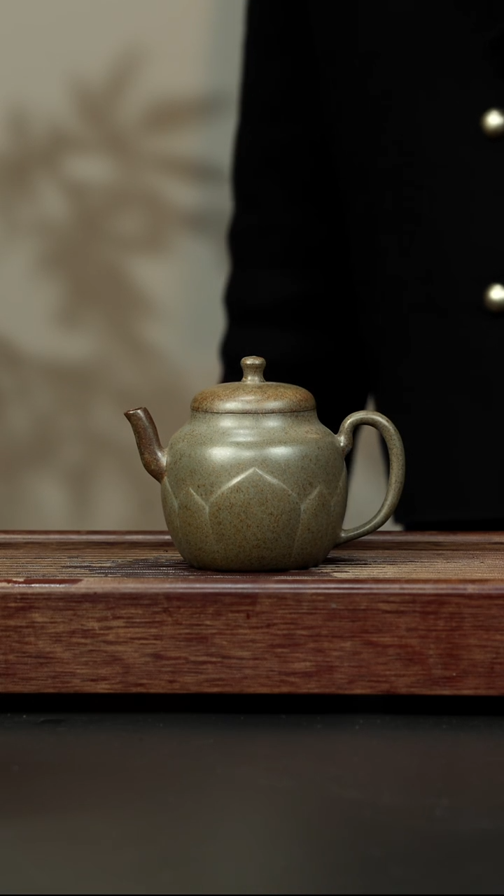 茶壶紫砂蟹壳青柴烧 宫灯