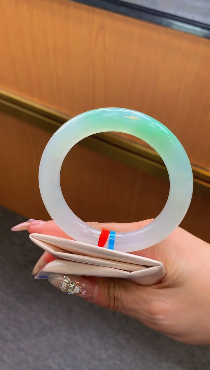 未镶嵌手镯翡翠-F152-圆条58.3-全款36.6万-定金2万