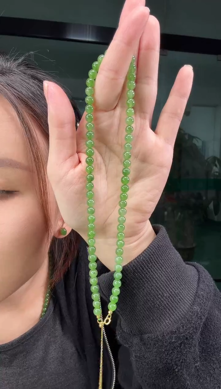 颈饰银S925镶嵌和田玉（碧玉）碧玉6mm果绿色项链  