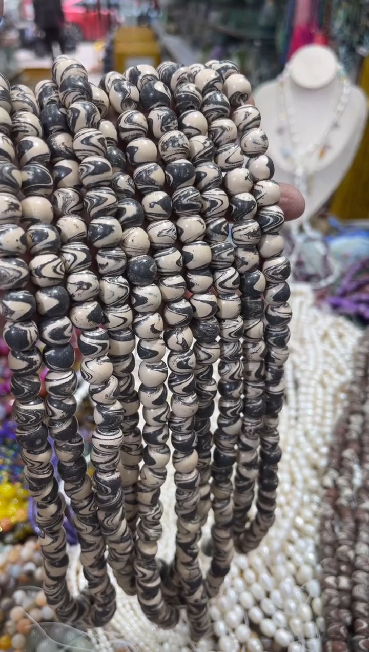 未镶嵌玛瑙/玉髓珠宝半成品一条