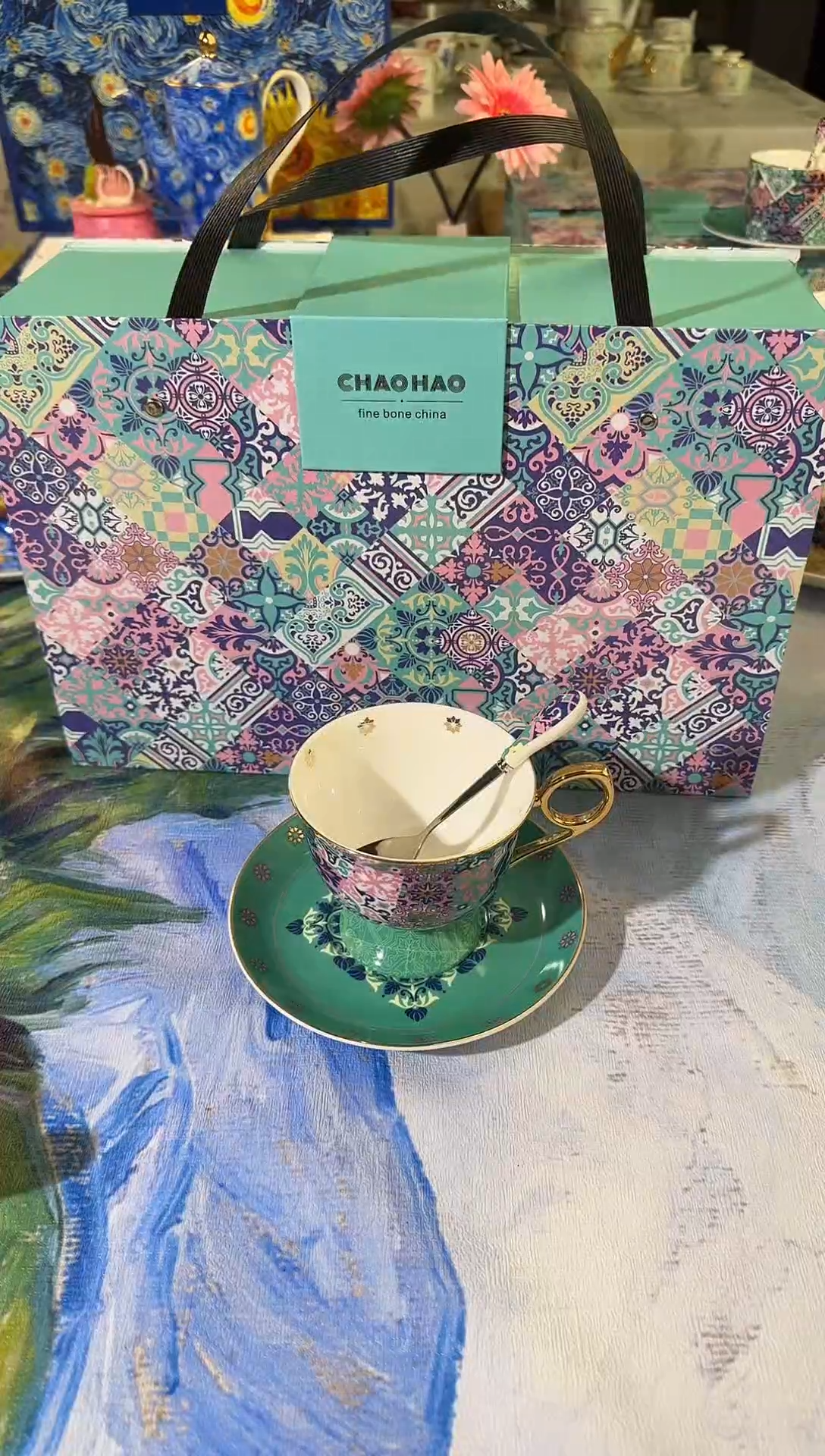 【闪购商品】瓷片俩杯俩碟 带礼盒汤勺