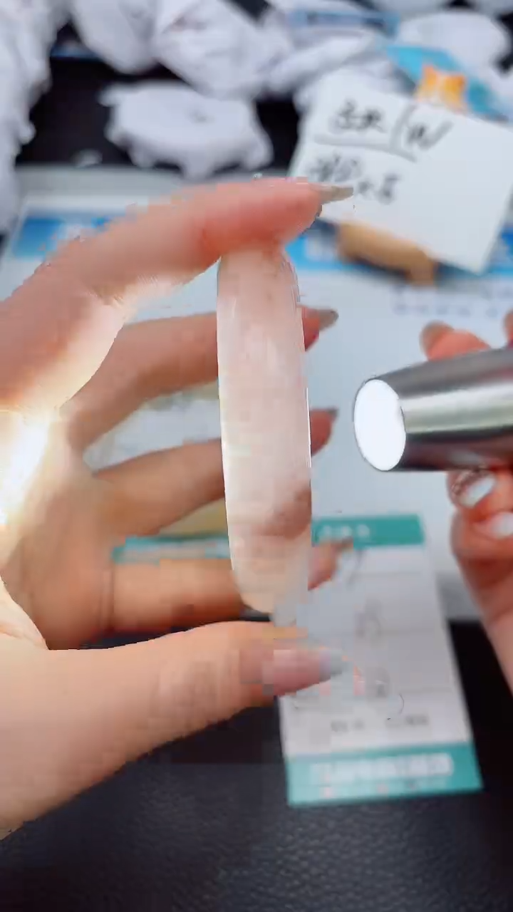 【闪购商品】石英质玉手镯未镶嵌367