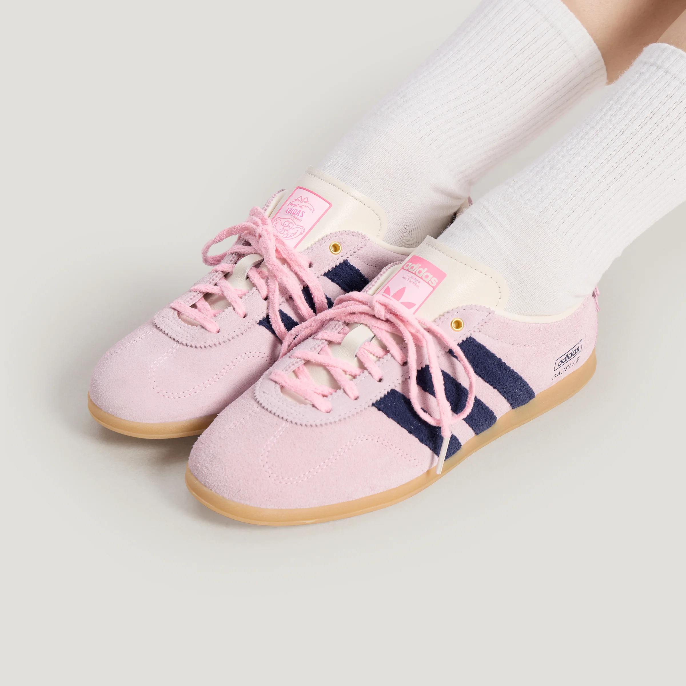 【滔搏联动】阿迪达斯迪士尼联名GAZELLE LO PRO W休闲鞋KH5898