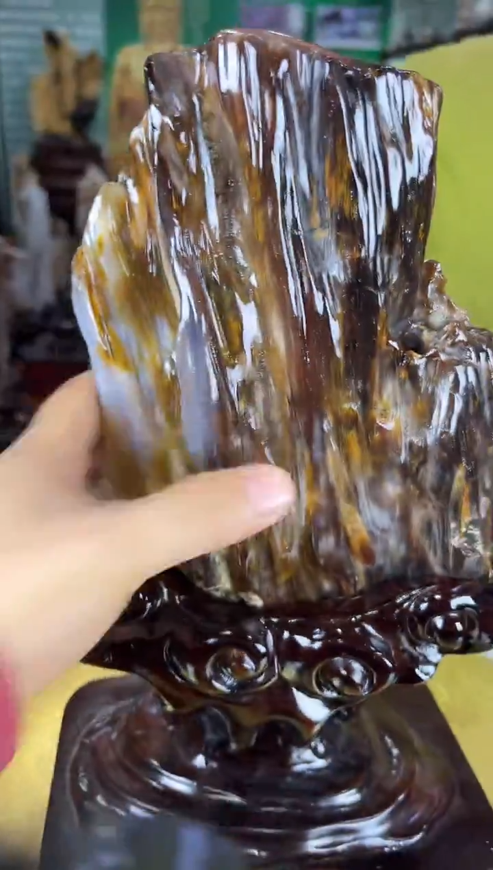 满*?缅甸天然树化玉摆件