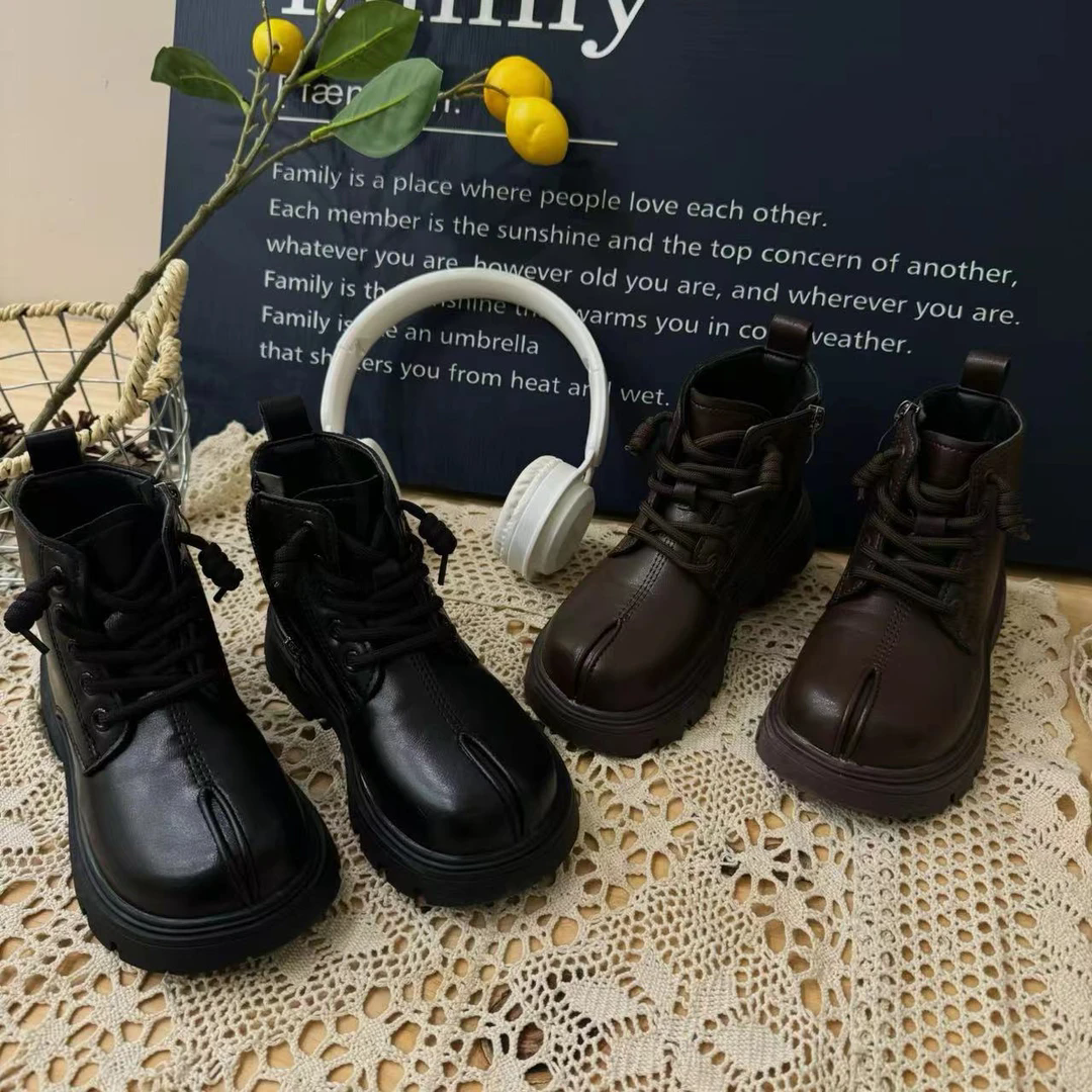 ABC男童马丁靴秋冬季新款女童加绒靴子中大童百搭英伦风儿童短靴