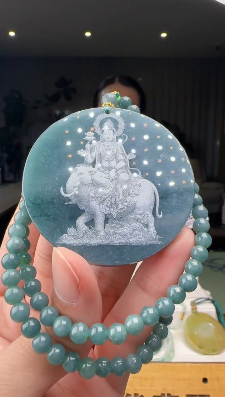 【闪购商品】翡翠吊坠(赠链)未镶嵌多样性发一XM@@60B7J11566