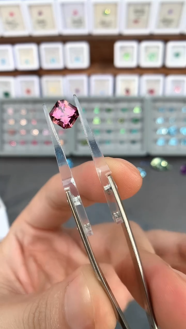 【闪购商品】定制碧玺裸石未镶嵌1.82ct