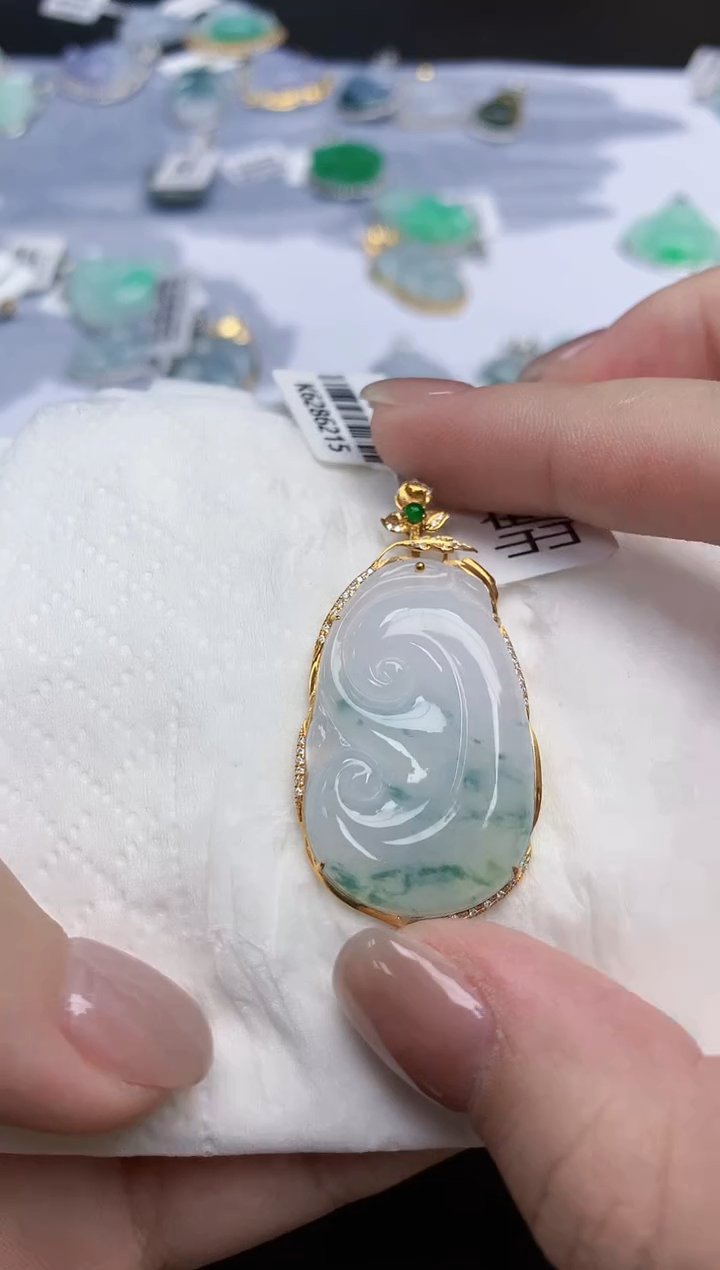 【闪购商品】翡翠颈饰18K金镶嵌天然缅甸翡翠A货