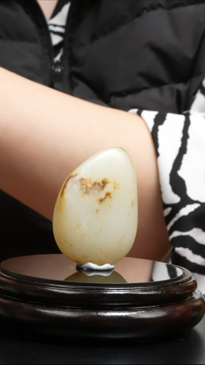 【闪购商品】和田玉吊坠(不含链)未镶嵌57.4g和田玉原石